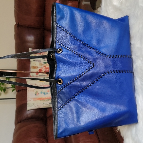 YSL tote (reversible) - Picture 12 of 17